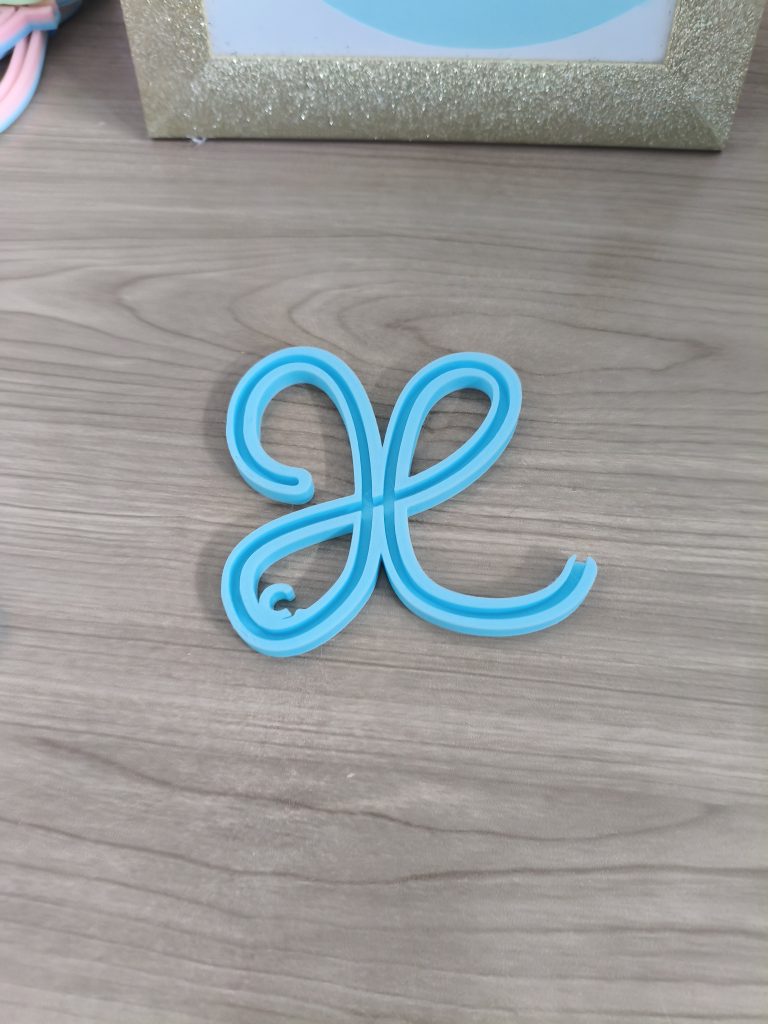 Alfabeto telaio lettera X maiuscola e minuscola